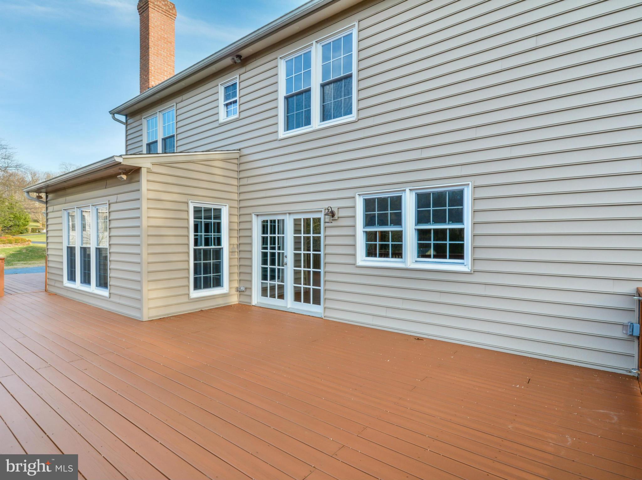 2714 Howard Grove Road Davidsonville, MD 21035 - Photo 30 of 30 28' x16" Deck