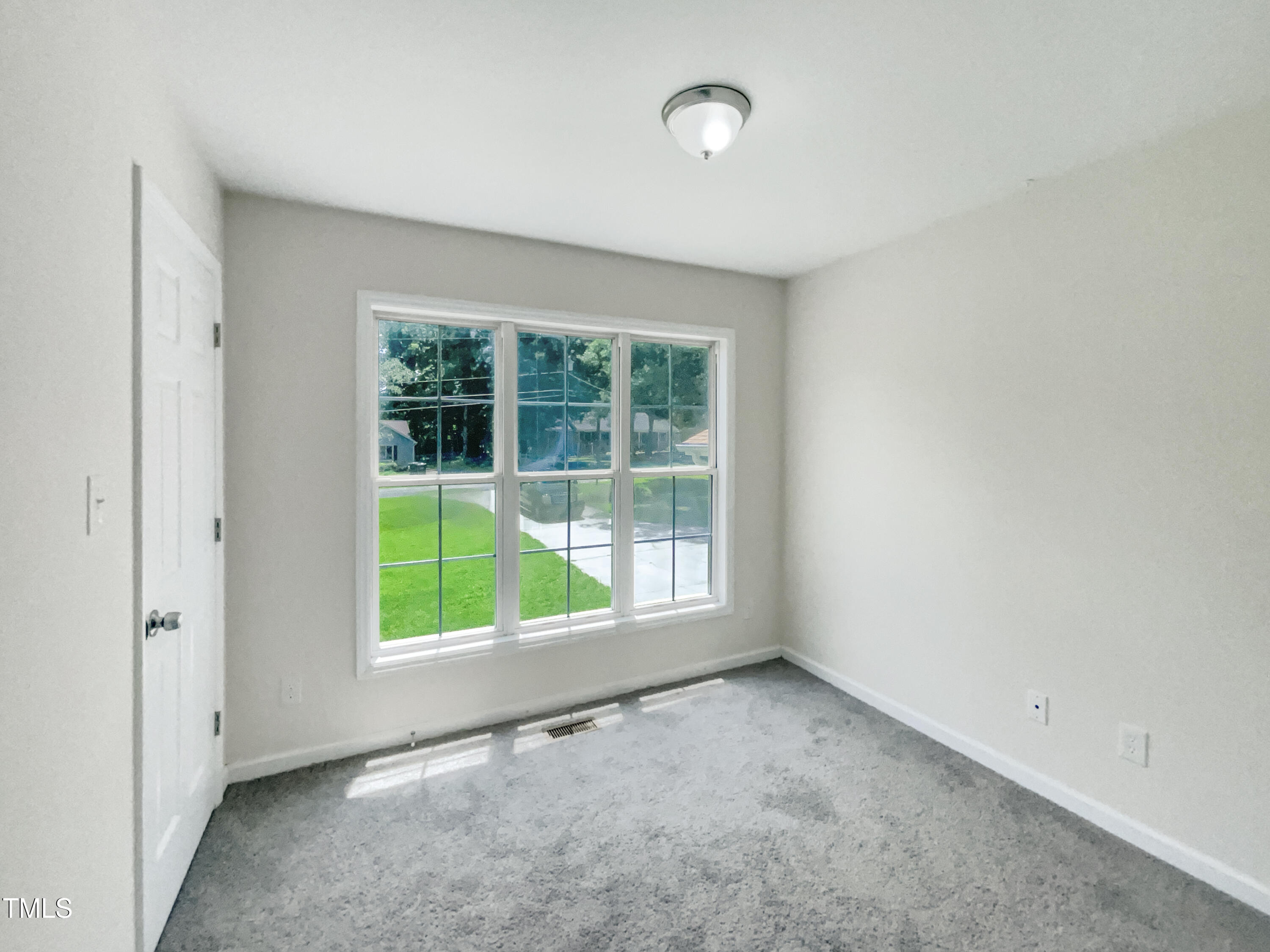 215 Cheryl Avenue Durham, NC 27712 - Photo 16 of 18 photo_16