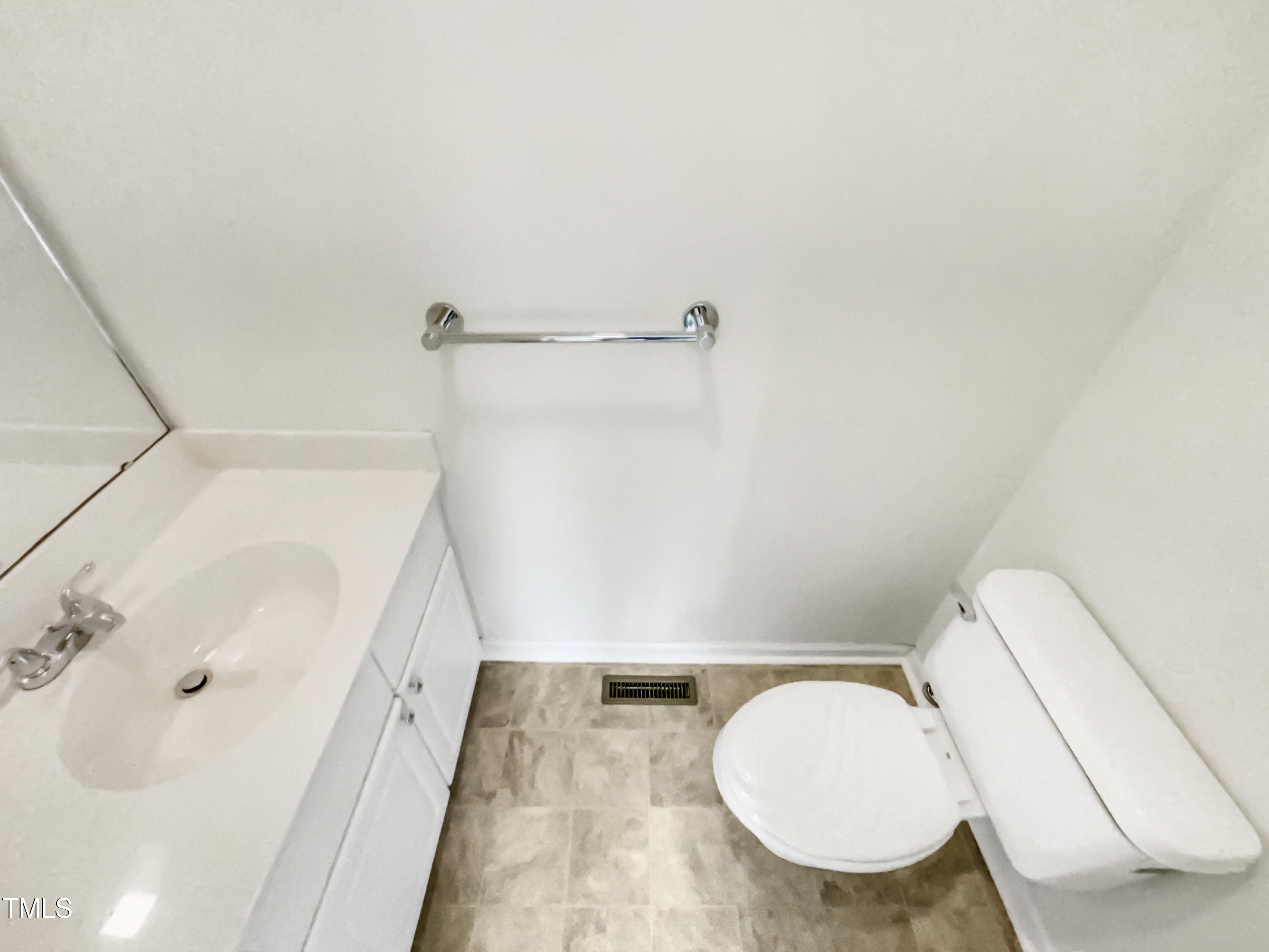 215 Cheryl Avenue Durham, NC 27712 - Photo 17 of 18 photo_17