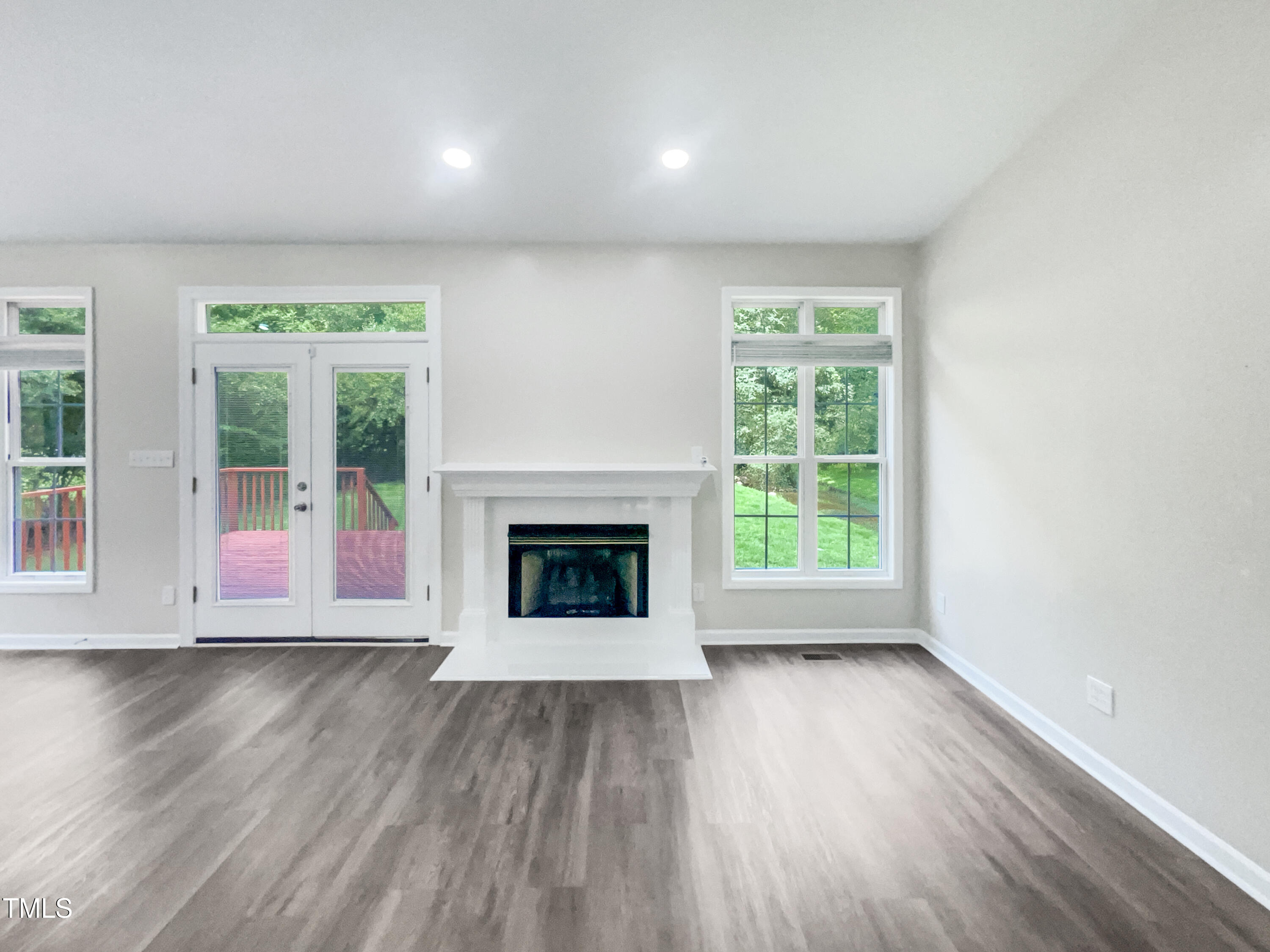 215 Cheryl Avenue Durham, NC 27712 - Photo 3 of 18 photo_03