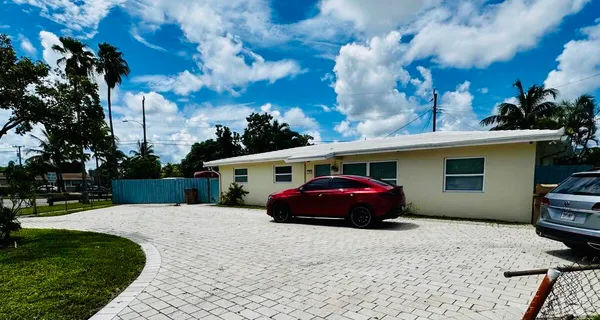 $2,150 | 3701 Northwest 4th Avenue, Unit 1, Deerfield Beach, FL 33064
