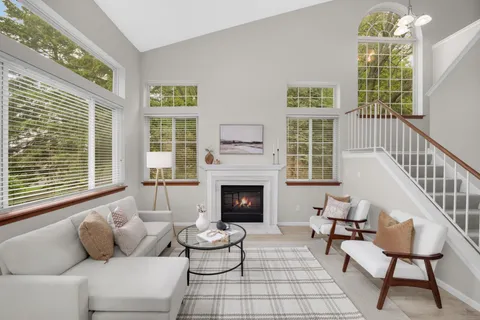 $300,000 | 2198 Water Lilly Lane, Eagan, MN 55122