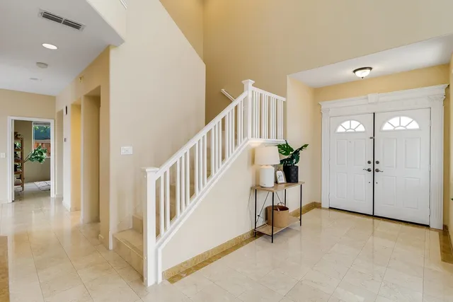 a view of entryway and hall