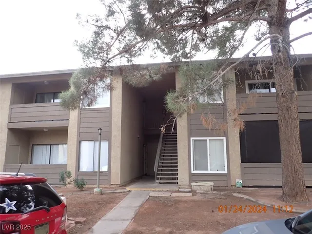 $1,100 | 4571 Carriage Park Drive, Unit A, Las Vegas, NV 89121