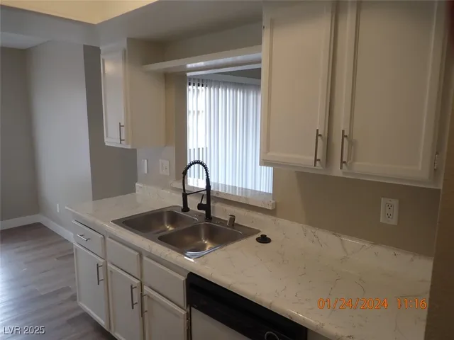 $1,100 | 4571 Carriage Park Drive, Unit A, Las Vegas, NV 89121