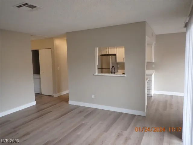 $1,100 | 4571 Carriage Park Drive, Unit A, Las Vegas, NV 89121