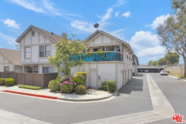 $630,000 | 9066 Candlestick Lane, Unit 5, Cypress, CA 90630