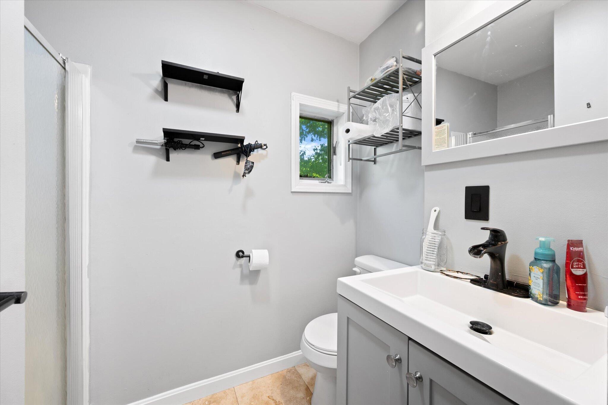 11 Treadwell Acres Hermon, ME 04401 - Photo 17 of 37 17-Primary Bathroom
