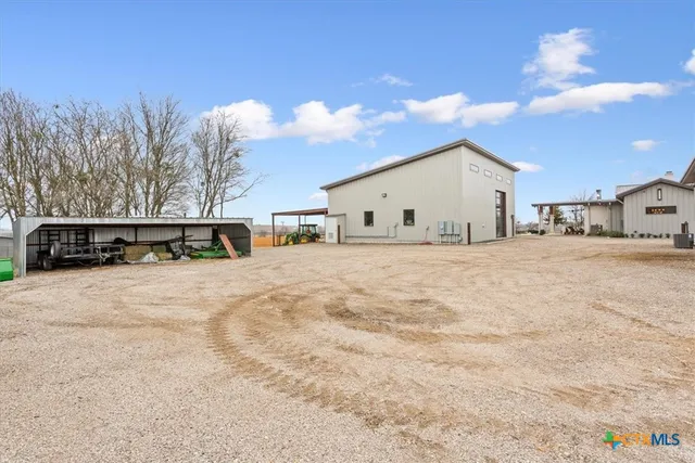 $1,700,000 | 11579 Willow Grove Road, Moody, TX 76557