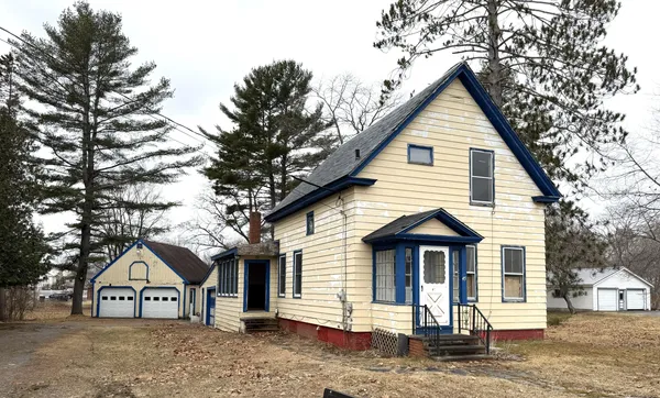 $94,900 | 45 Elm Street, Milo, ME 04463