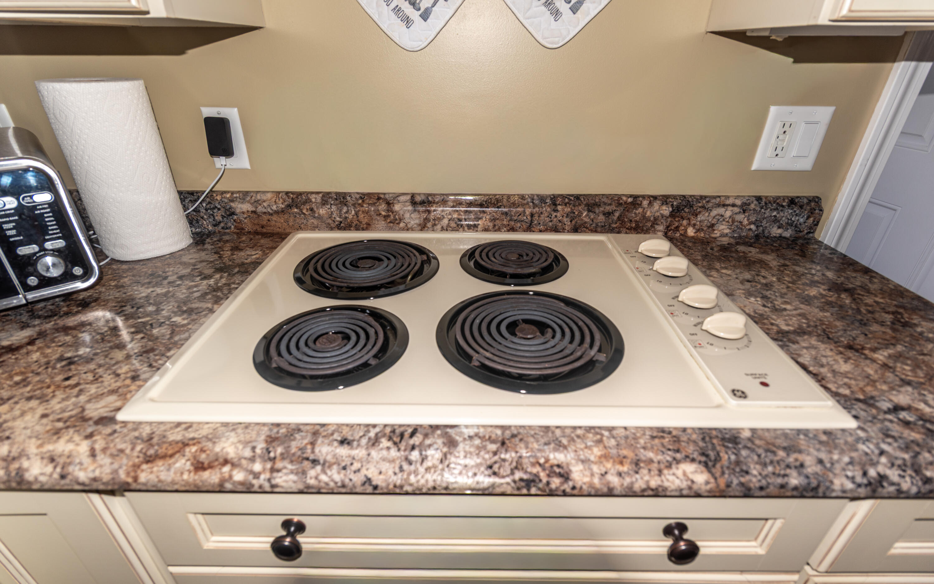22 Brook Road St. Agatha, ME 04772 - Photo 16 of 58 Cook Top