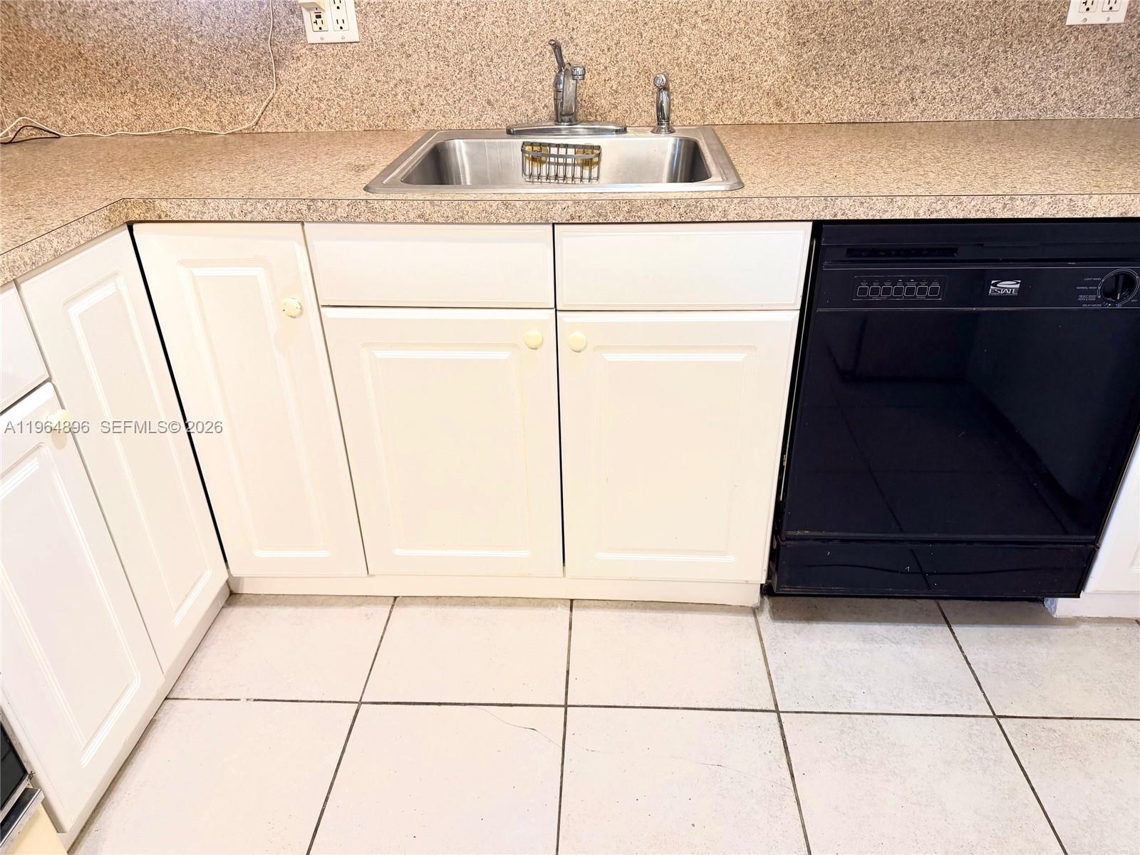 295 Southwest 9th Street Dania Beach, FL 33004 - Photo 11 of 49