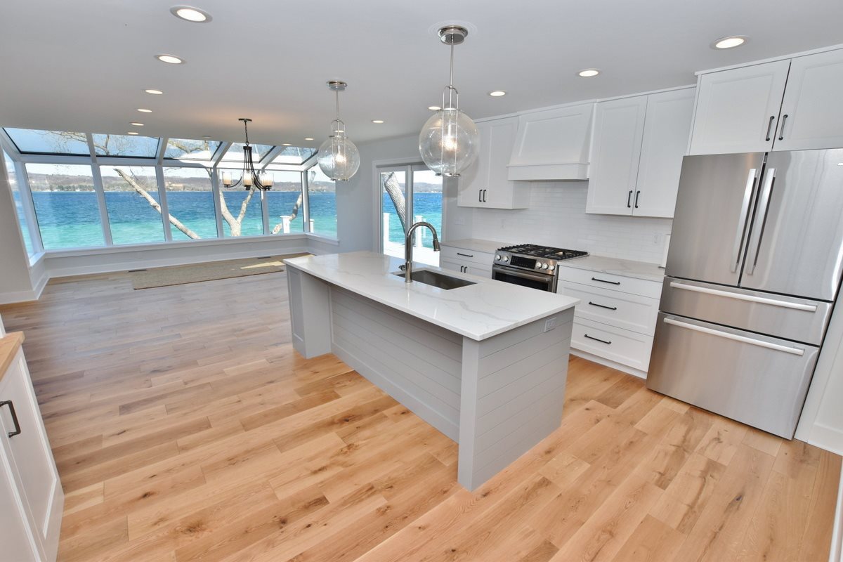 280 South Stony Point Road Suttons Bay, MI 49682 - Photo 34 of 63 1871004-33.JPG
