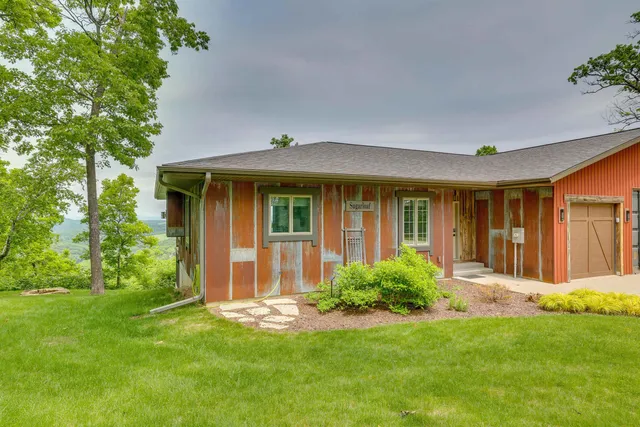 $4,800,000 | N7703 Wanlass Road, Mindoro, WI 54644