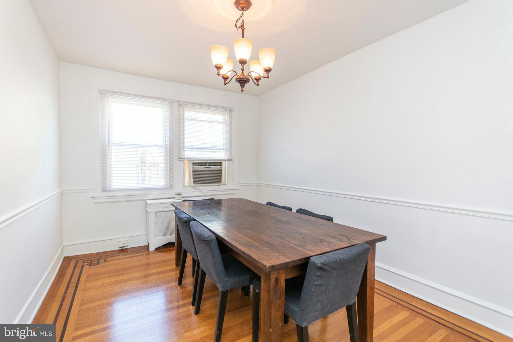 833 Atwood Road Philadelphia, PA 19151 - Photo 7 of 20 Dining room