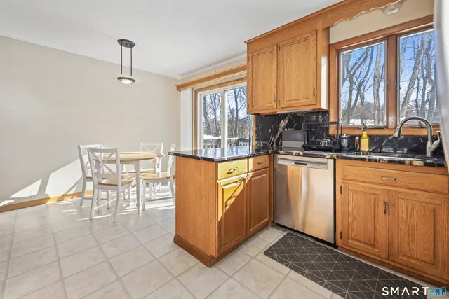 $299,900 | 45 Atlantic Street, Unit C, New Britain, CT 06053