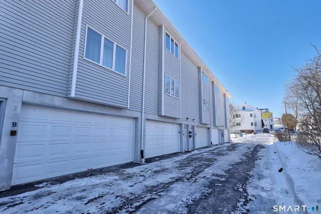 $299,900 | 45 Atlantic Street, Unit C, New Britain, CT 06053