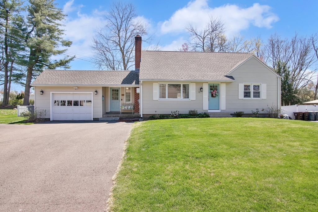 42 Betty Road Enfield, CT 06082 - Photo 1 of 40 Gallery Image 1
