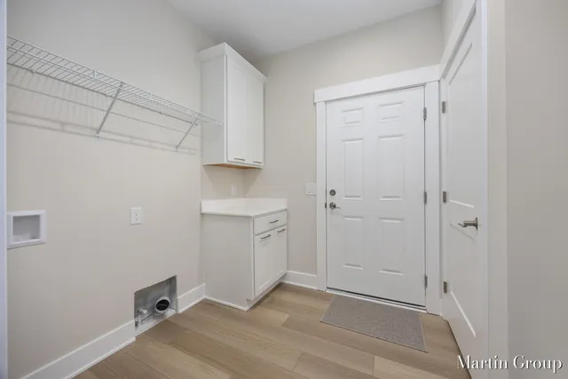 $374,900 | 2247 Watertown Way, Grand Rapids, MI 49505