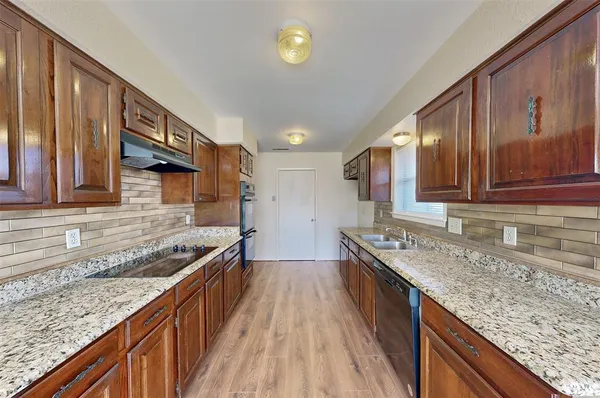 $2,200 | 5231 Barcelona Drive, Garland, TX 75043