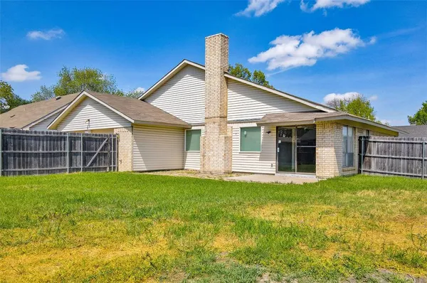 $2,200 | 5231 Barcelona Drive, Garland, TX 75043