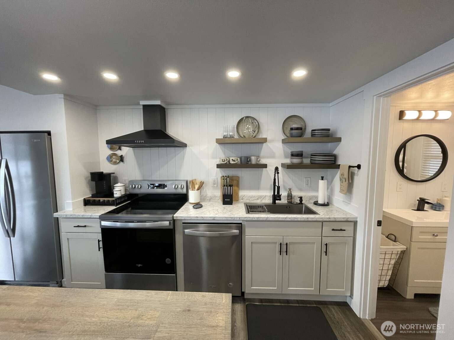 2319 Southwest Lake Roesiger Road Snohomish, WA 98290 - Photo 9 of 39