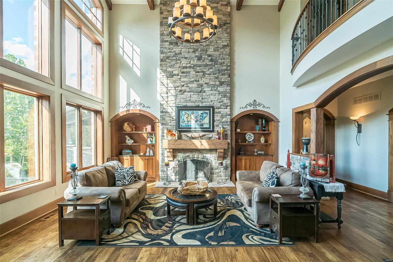 1377 South Mason Road Town and Country, MO 63131 - Photo 11 of 94