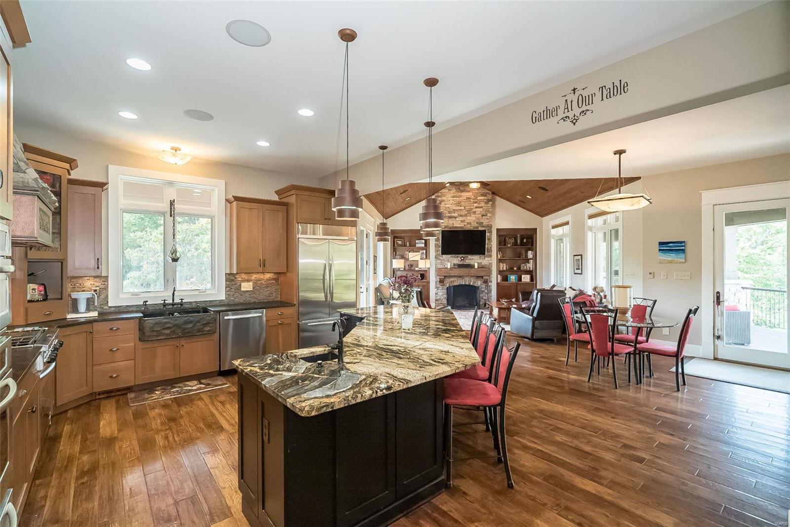 1377 South Mason Road Town and Country, MO 63131 - Photo 17 of 94