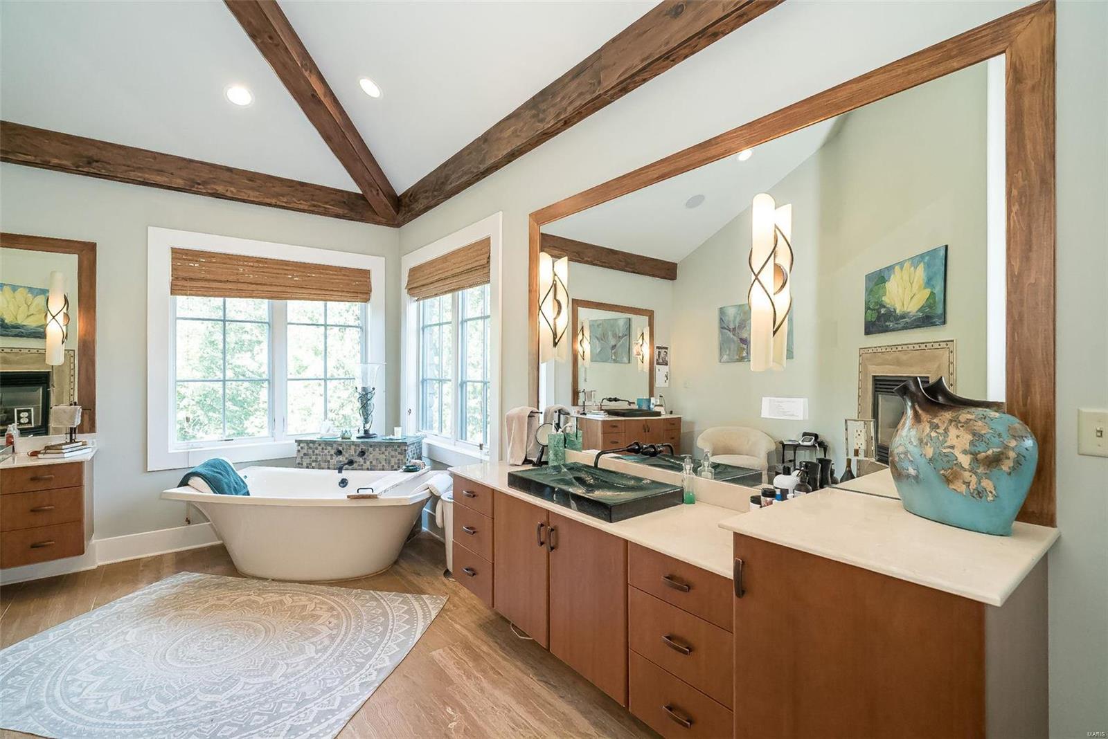 1377 South Mason Road Town and Country, MO 63131 - Photo 35 of 94