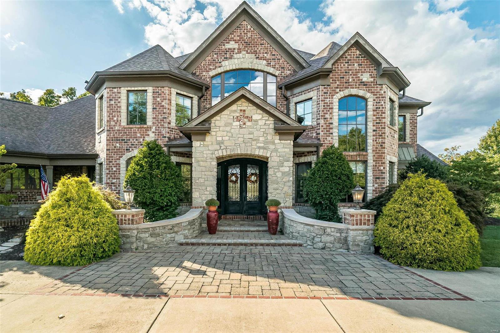 1377 South Mason Road Town and Country, MO 63131 - Photo 4 of 94