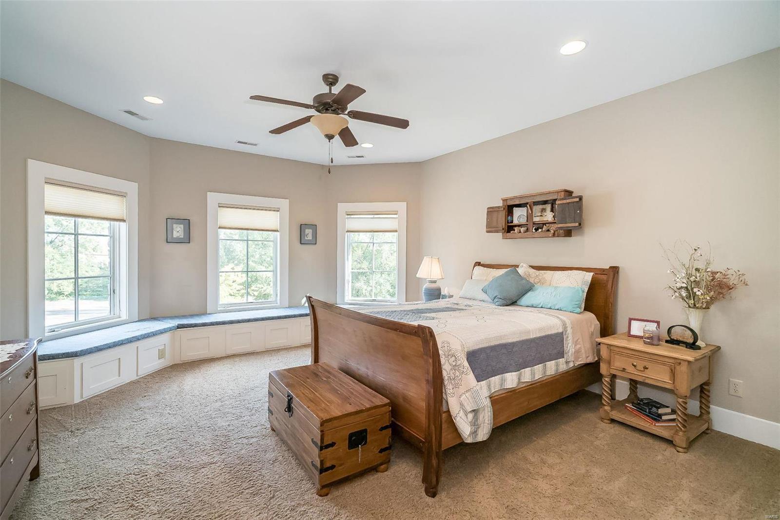 1377 South Mason Road Town and Country, MO 63131 - Photo 51 of 94