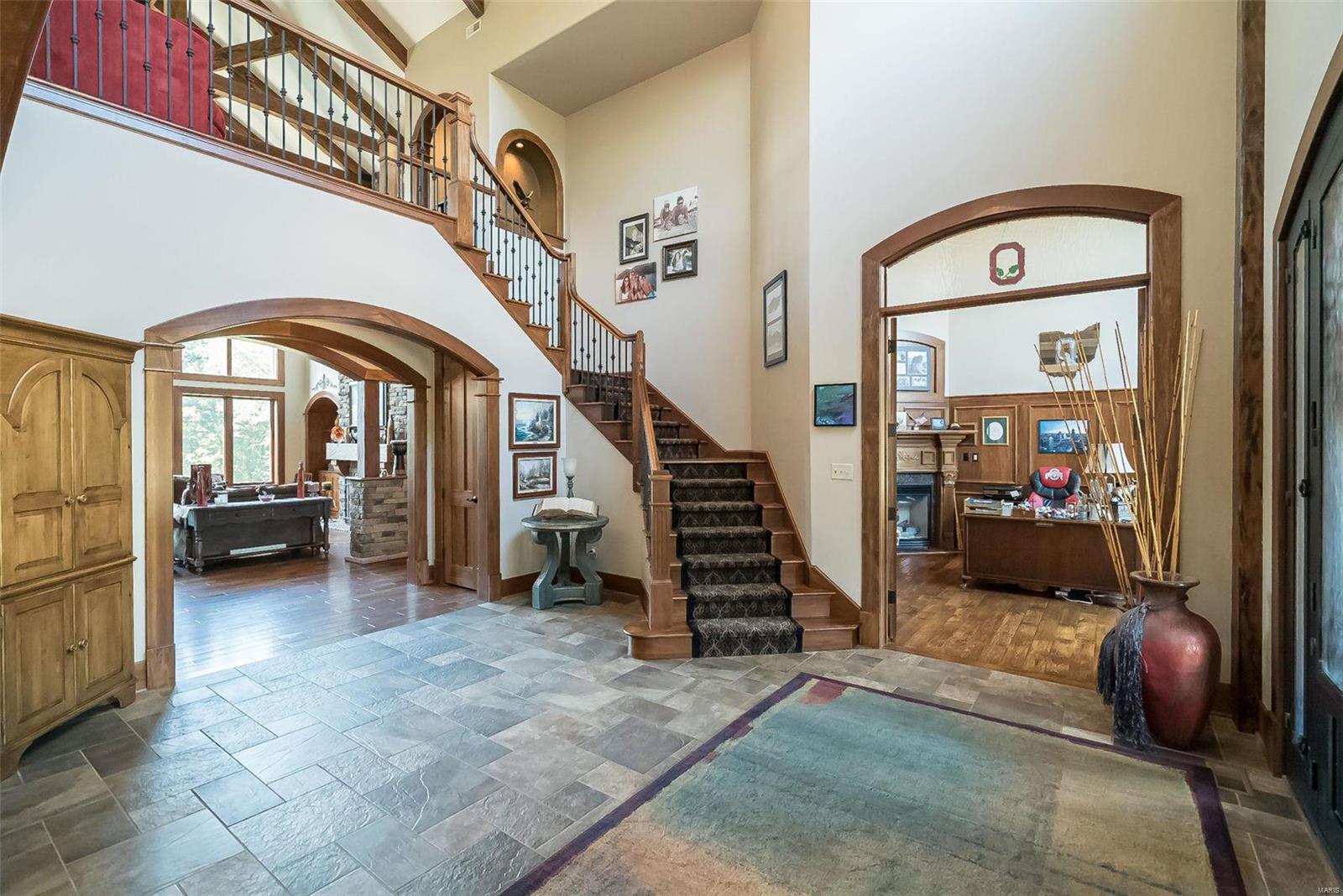 1377 South Mason Road Town and Country, MO 63131 - Photo 7 of 94