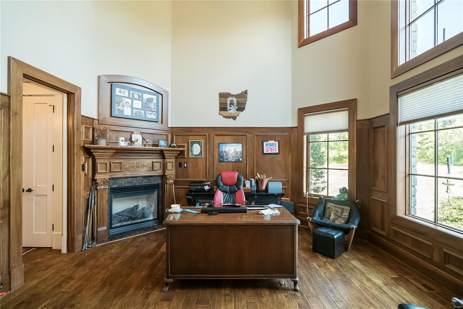 1377 South Mason Road Town and Country, MO 63131 - Photo 8 of 94