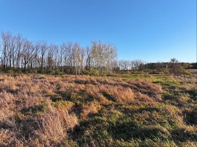 $740,000 | 74 M/l Acres York Centre, Marshall, WI 53559