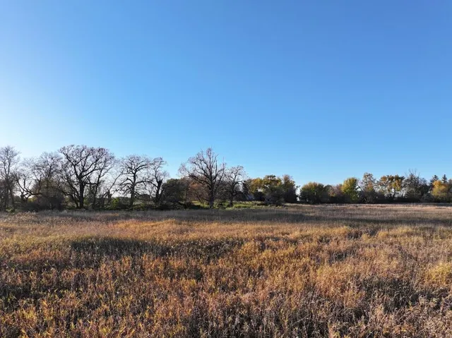 $740,000 | 74 M/l Acres York Centre, Marshall, WI 53559