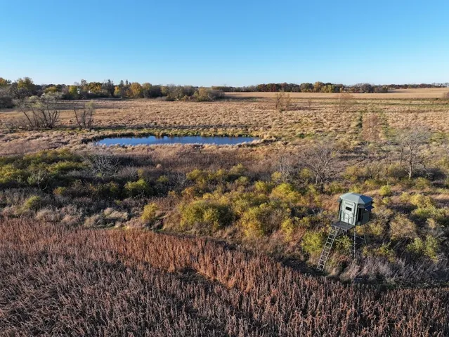 $740,000 | 74 M/l Acres York Centre, Marshall, WI 53559