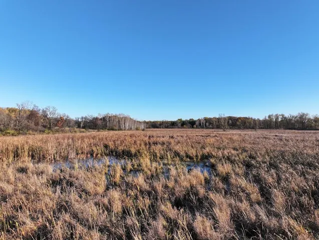 $740,000 | 74 M/l Acres York Centre, Marshall, WI 53559