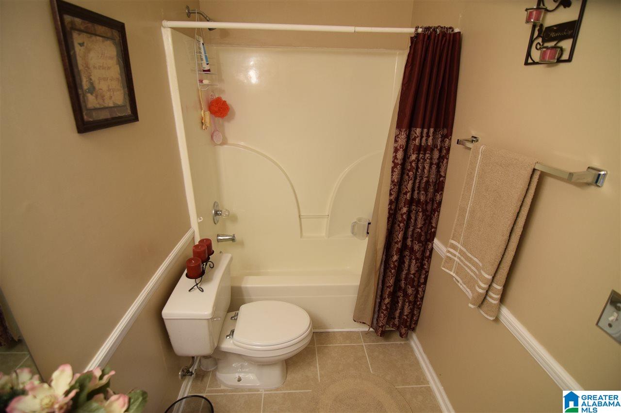 208 Greenfield Lane Alabaster, AL 35007 - Photo 33 of 41