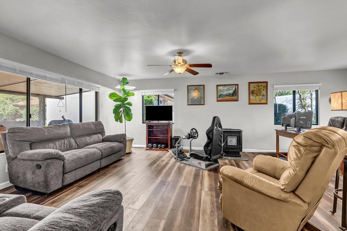 34719 Wilson Drive Springville, CA 93265 - Photo 16 of 34 13