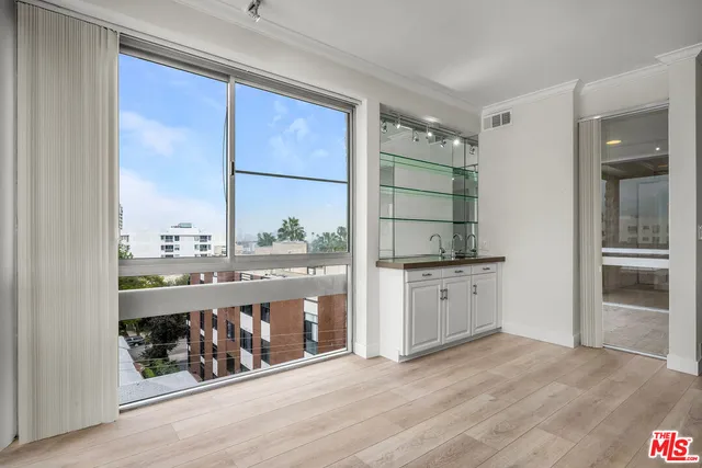 $8,750 | 320 North Maple Drive, Unit PH605, Beverly Hills, CA 90210