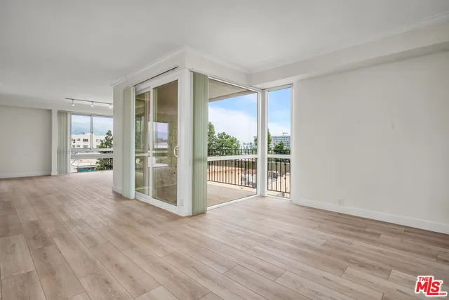 $8,750 | 320 North Maple Drive, Unit PH605, Beverly Hills, CA 90210