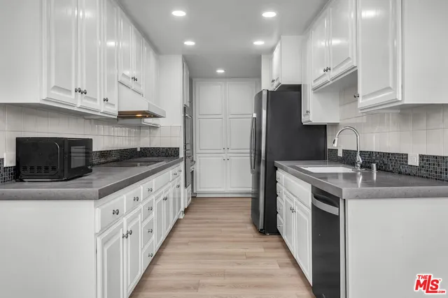 $8,750 | 320 North Maple Drive, Unit PH605, Beverly Hills, CA 90210