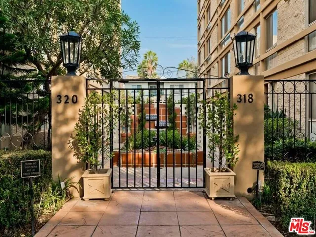 $8,750 | 320 North Maple Drive, Unit PH605, Beverly Hills, CA 90210