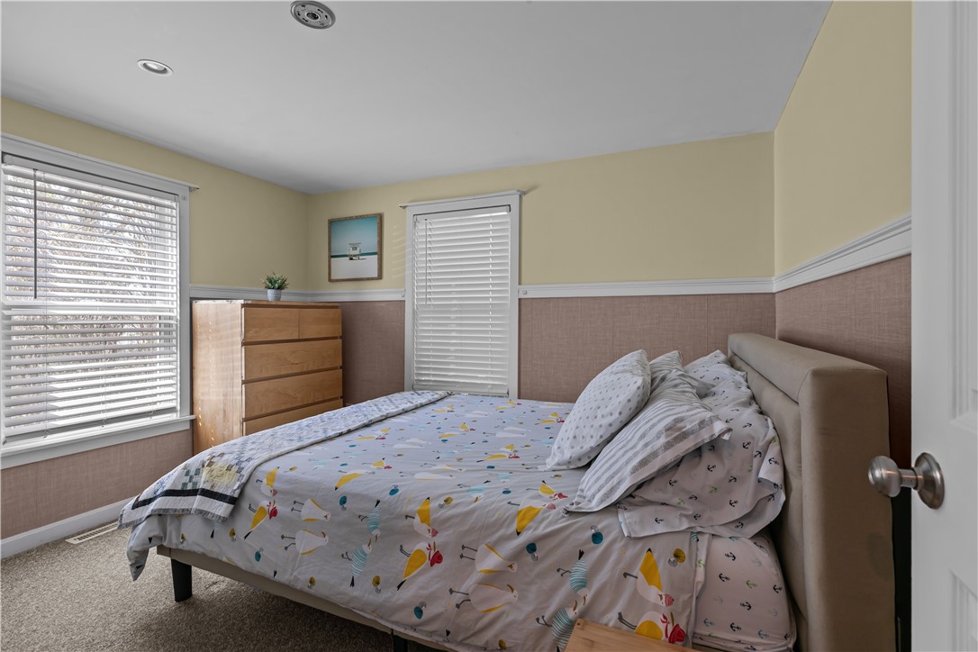 1024 Anthony Road Portsmouth, RI 02871 - Photo 13 of 20