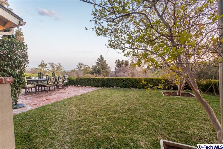 1700 Devon Road Pasadena, CA 91103 - Photo 21 of 28 a view of yard with swimming pool and seating
