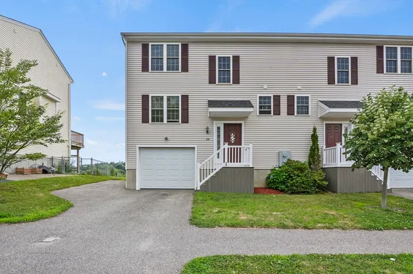 $400,000 | 28 Bittersweet Boulevard, Worcester, MA 01607