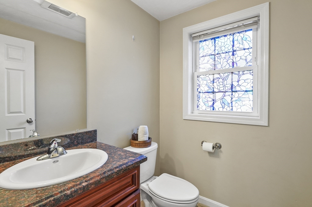 28 Bittersweet Boulevard Worcester, MA 01607 - Photo 13 of 26