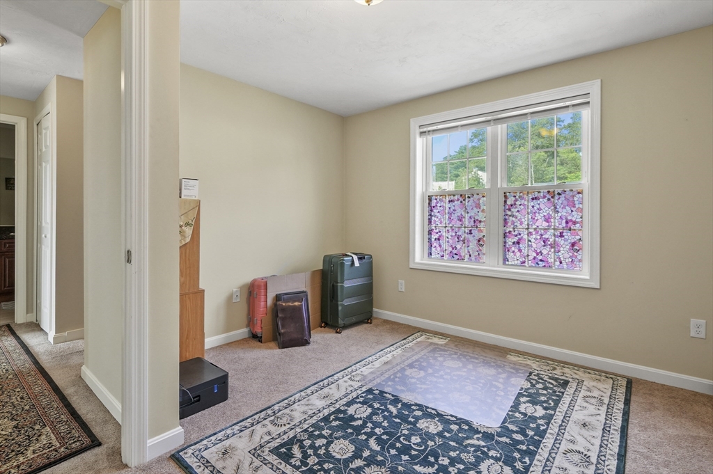 28 Bittersweet Boulevard Worcester, MA 01607 - Photo 21 of 26