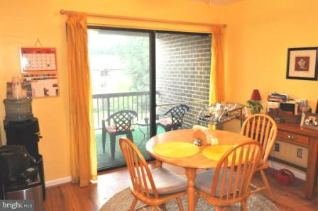 11210 Cherry Hill Road, Unit 302 Beltsville, MD 20705 - Photo 13 of 15 Kitchen