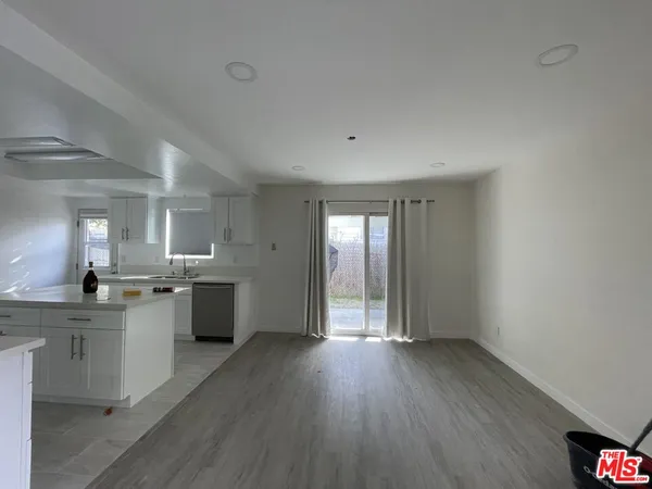 $4,000 | 10846 Scoville Avenue, Sunland, CA 91040